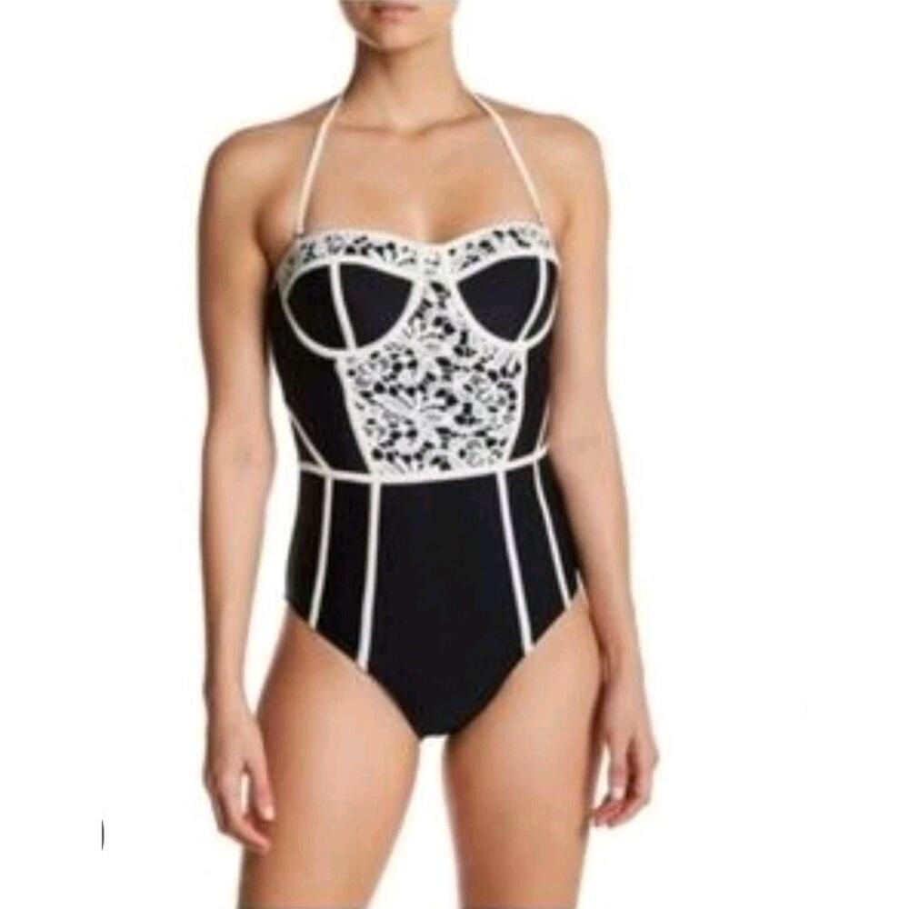 NWT Marilyn Monroe Retro Molded Cup Crochet Trim One Piece Swimsuit 2X Fits XL